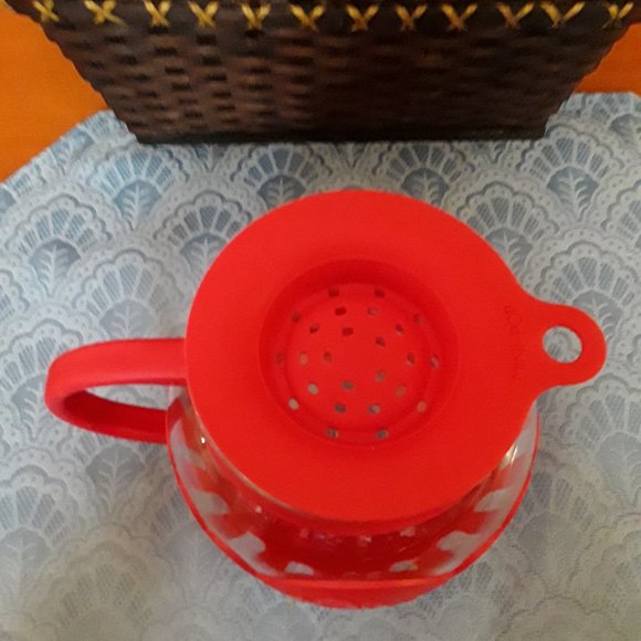 Tasty Mini Microwave Popcorn Popper 1.5 Quart Capacity Red Color - Picture 7 of 8